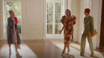 Oscar De La Renta Floral Poplin Midi Vestido usado por Charlotte York (Kristin Davis) como se ve en And Just Like That... (S02E09)