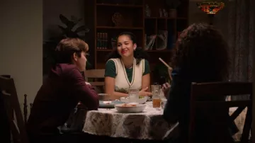 Missguided Ar­gyle Print Over­sized Sleeve­less Vest worn by Gina (Sofia Wylie) as seen in High School Musical: The Musical: The Series (S04E05)