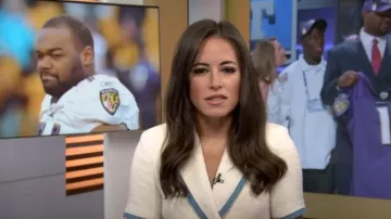 Sandro Seville Tweed Blazer Robe portée par Kaylee Hartung comme vu dans Aujourd’hui le 15 août 2023