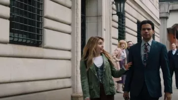 Free People Har­low Blaz­er worn by Lindsay (Mae Whitman) as seen in Up Here (S01E03)