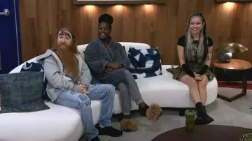 Urban Outfitters Diego Mini jupe ceinturée portée par Blue comme on le voit dans Big Brother (S25E06)