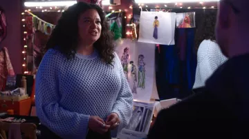 H&M Enfilet en tricot troué porté par Mavis Beaumont (Michelle Buteau) vu dans Survival of the Thickest (S01E08)