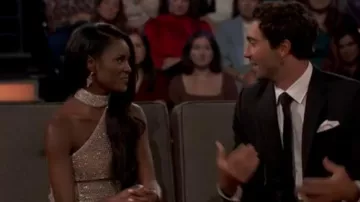 Retrofête x May Mashiah Quartz Crystal Chain Dress porté par Charity Lawson comme on le voit dans The Bachelorette (S20E09)