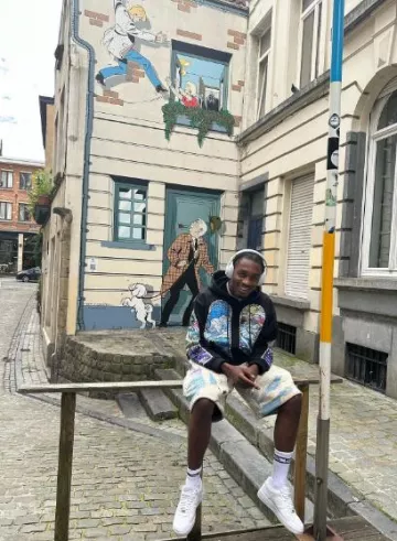 Amiri Light Blue Pegasus Tapestry Shorts usados por Lil Tjay en la cuenta de Instagram @liltjay