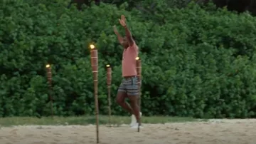 Wai Wear Booty Shorts usados por Justin Matthew Speller como se ve en Swiping America (S01E08)