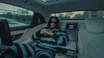 Lunettes de soleil Prada Black Symbole portées par Digga D dans Kindness For Weakness (Clip vidéo officiel)