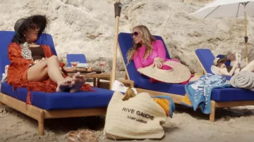Mykita Stu­dio12.5 Sun­glass­es worn by Carrie Bradshaw (Sarah Jessica Parker) as seen in And Just Like That… (S02E11)