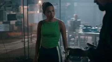 Adidas Originals Adibreak Side Snaps Track Pants usados por Erin Carter (Evin Ahmad) como se ve en ¿Quién es Erin Carter? (S01E04)