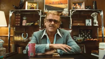 Serge Kirchhofer Tortoise Mod 953 Gafas de sol de gran tamaño usadas por Jerry Buss (John C. Reilly) como se ve en Winning Time: The Rise of the Lakers Dynasty (S02E03)