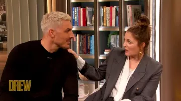 Moño usado por Drew Barrymore en The Drew Barrymore Show
