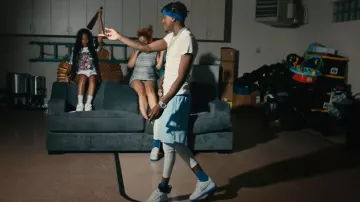 Nike Air Force 1 Low Shadow Light Blue Chenille usada por NBA YoungBoy en Crazy Girl (Official Video)