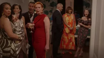Christian Louboutin Loubigirl Sandales en cuir verni portées par Charlotte York (Kristin Davis) comme on le voit dans And Just Like That... (S02E11)