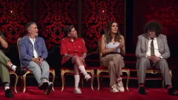 Ruby Vit­to­ria Bodice worn by Melanie Bracewell as seen in Taskmaster NZ (S04E06)