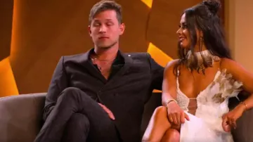 Asos Twisted Tailor Brenes Double Breasted Slim Fit Suit Chaqueta usada por Antonio Mattei como se ve en The Ultimatum: Marry or Move On (S02E10)