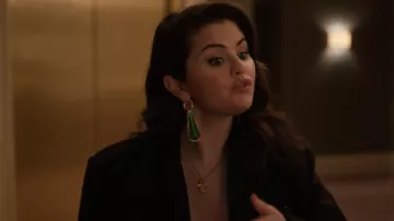 Zara Resin Ear­rings worn by Mabel Mora (Selena Gomez) as seen in Only Murders in the Building (S03E05)
