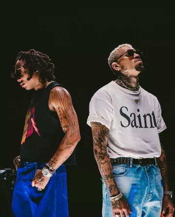 Jacques Marie Mage Brown & Black Sil­ver­ton Sun­glass­es worn by Chris Brown on the Instagram account of @chrisbrownofficial