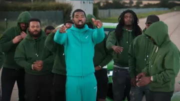 Nike x Nocta Green Tech Fleece Sweatpants usados por Tion Wayne en AMEN feat. Nines (Official Music Video)