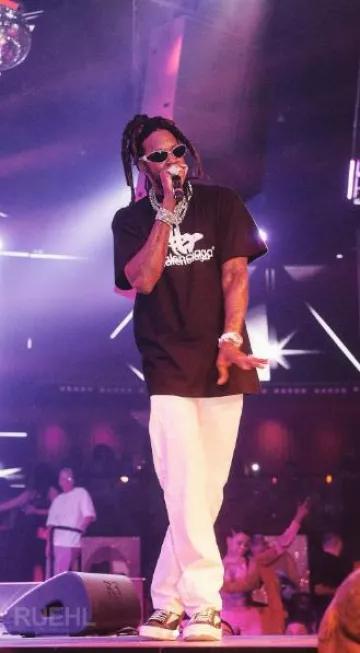 Rick Owens Black & White Leather Vintage Sneakers portés par 2 Chainz sur son compte Instagram @2chainz