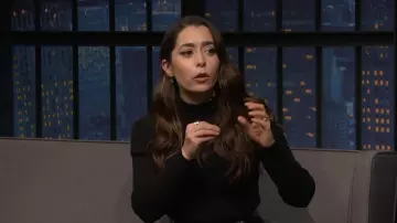 Ring worn by Cristin Milioti in Late Night with Seth Meyers