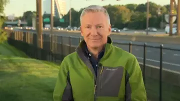 Eddie Bauer Windfoil Elite Jacket worn by Tom Costello as seen in Today on  September 1, 2023