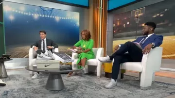 Vestido de suéter mixto de punto de costilla usado por Gayle King como se ve en CBS Mornings el 30 de agosto de 2023