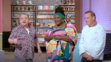 Mara Hoffman Sara Dress worn by Nicole Byer as seen in The Big Nailed It Baking Challenge (S01E03)