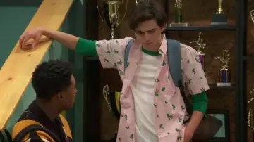 Visive Big Mens Hawaiian Printed Short Sleeve Casual Button Down Shirt worn by Neil (Felix Avitia) as seen in Raven's Home (S06E15)