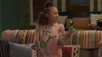 Chaser Floral Puff Sleeve Sweatshirt worn by Alice Baxter (Mykal-michelle Harris) as seen in Raven's Home (S06E16)