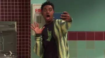 Topman Brushed Cardi­gan with Om­bre Stripe worn by Booker Baxter (Issac Ryan Brown) as seen in Raven's Home (S06E17)