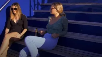 Coton:Top arrière ouvert en maille courbe en tourbillon vert porté par Margot comme on le voit dans Below Deck Down Under (S02E15)