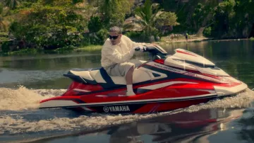 Givenchy Grey Wide Leg Cargo Shorts porté par Rauw Alejandro dans Rauw Alejandro x Angel Dior - TAMO EN NOTA (Official Video)
