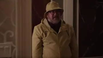 Stutterheim Stockholm Raincoat in Sand worn by Howard Morris (Michael Cyril Creighton) as seen in Only Murders in the Building (S03E06)