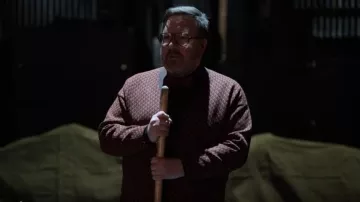 Zara Geo­met­ric Jacquard Cardi­gan worn by Howard Morris (Michael Cyril Creighton) as seen in Only Murders in the Building (S03E06)