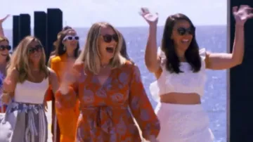 Jupe rocheuse à broder Zara portée par Melisssa comme on le voit dans Below Deck Down Under (S02E15)