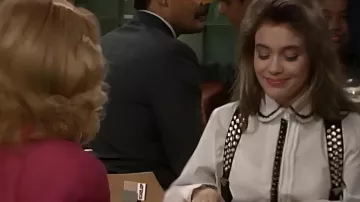 Fard à paupières utilisé par Samantha Micelli (Alyssa Milano) dans Who’s the Boss? (S05E06)
