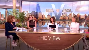 Sandales à plateforme en cuir Gucci Horsebit portées par Joy Behar comme vu dans The View le 5 septembre 2023