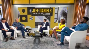 Karen Millen Robe crayon col V portée par Gayle King comme vu dans CBS Mornings le 7 septembre 2023