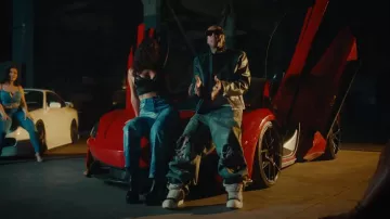 Ferragamo Black Leather Elbow-Patch Biker Jacket usada por Tyga en el video musical de BUTTERFLY COUPE con Kalan.FrFr