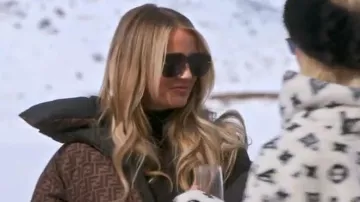 Lunettes de soleil Prada Shield portées par Whitney Rose dans The Real Housewives of Salt Lake City (S04E01)