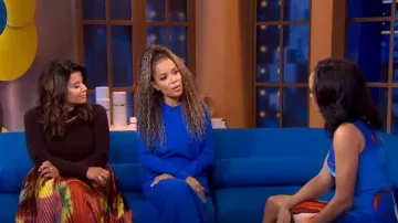 Victoria Beckham Dolman-Sleeve Midi Dress with Zip Cuffs worn by Sunny Hostin as seen in Good Morning America on September 11, 2023