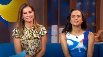 Alice + Olivia Jeannie Floral Burnout Bow Collar Blouse worn by Rebecca Jarvis as seen in Good Morning America on September 11, 2023