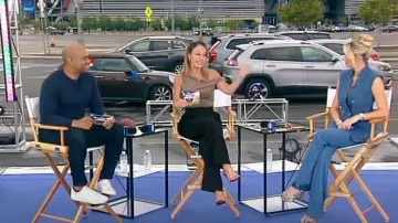 Veronica Beard Royce Stretch Cotton Pants worn by Laura Rutledge as seen in Good Morning America on  September 12, 2023