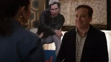 J Crew Stretch Secret Wash Shirt in Heather Poplin Gingham worn by Dickie Glenroy (Jeremy Shamos) as seen in Only Murders in the Building (S03E07)