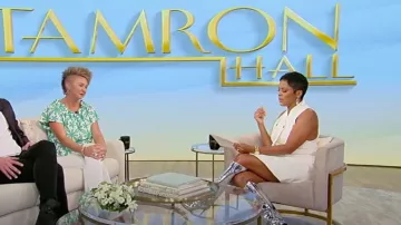 Ferragamo Sleeveless Button-Front Double Crepe Mini Dress usado por Tamron Hall como se ve en Tamron Hall el 11 de septiembre de 2023