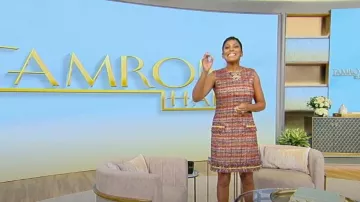 Mini robe Prabal Gurung Tweed effilochée portée par Tamron Hall telle que vue au Tamron Hall Show le 13 septembre 2023