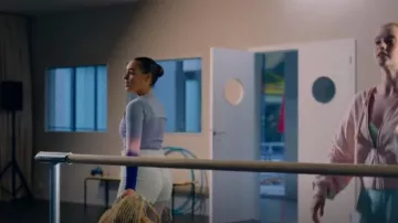 Uniqlo Soft Fluffy Shorts worn by Simone Souter (Margherita Barbieri) as seen in Spellbound (S01E12)