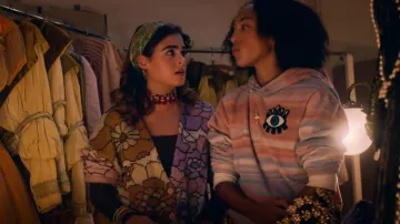 New Balance Nb At Aop Hood­ie worn by Cece Parker-Jones (Hailey Romain) as seen in Spellbound (S01E12)