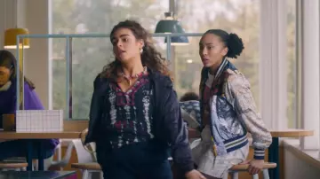 Ba&Sh Idris Tie-Dye Pattern Top porté par Simone Souter (Margherita Barbieri) vu dans Spellbound (S01E08)