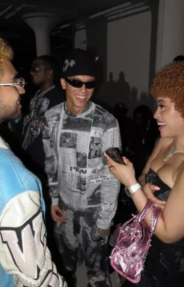 Logotipo de herradura negro de Chrome Hearts Beanie usado por Central Cee en su cuenta de Instagram @centralcee