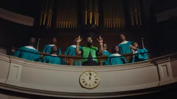 Bottega Veneta Green Leather Padded Vest usado por Tion Wayne en Shayo with Darkoo (Official Music Video)